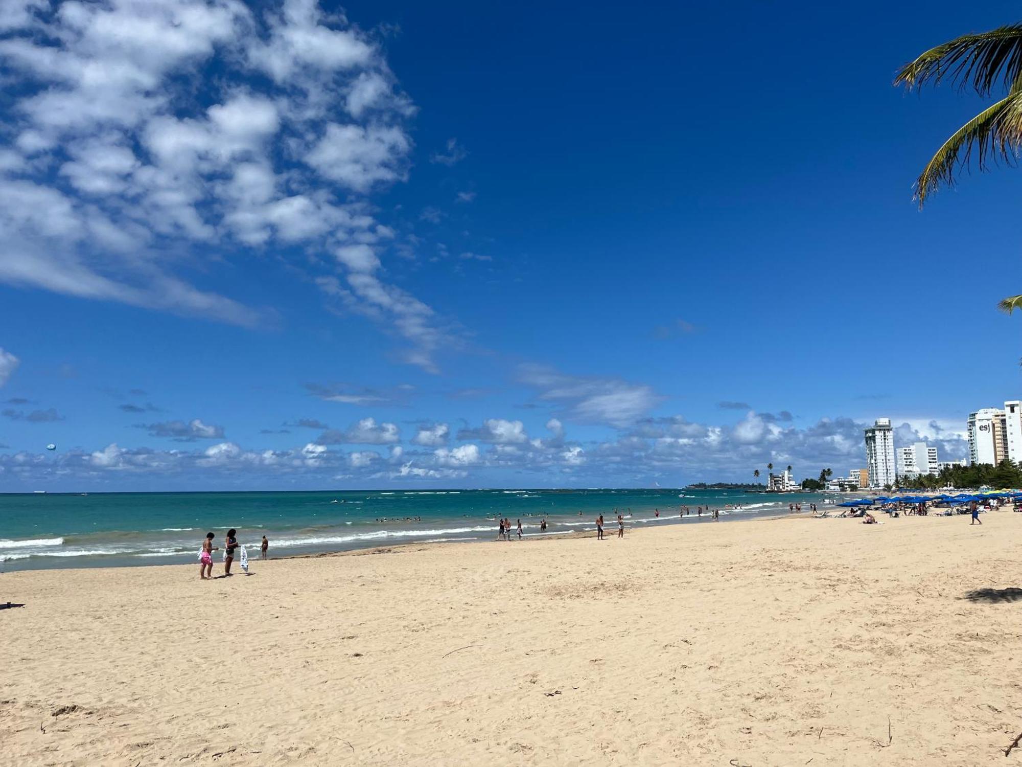 Posada Centric Studio Isla Verde 圣胡安 外观 照片