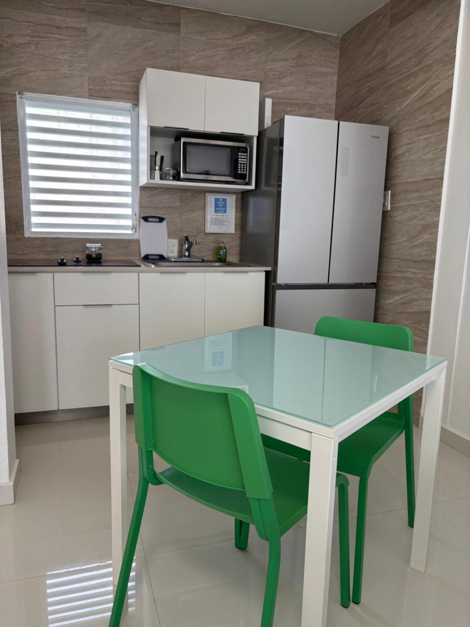 Posada Centric Studio Isla Verde 圣胡安 外观 照片