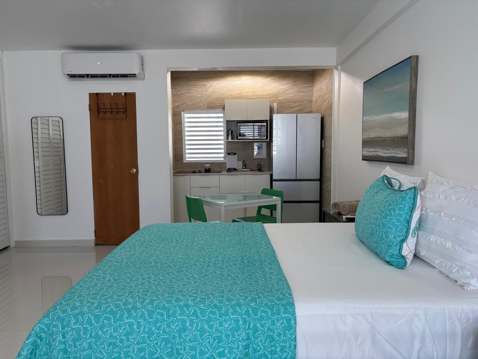 Posada Centric Studio Isla Verde 圣胡安 外观 照片